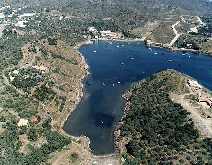 Cala de Portlligat (Cadaques) 