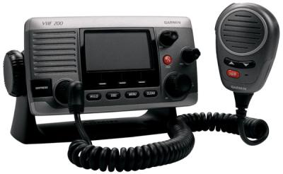 Los nuevos VHF 100 y 200, de Garmin ya están en el mercado español Los nuevos VHF 100 y 200, de Garmin ya están en el mercado español