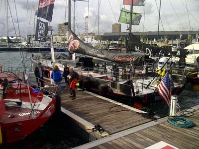 B&G OFRECE SOPORTE COMPLETO A LOS PARTICIPANTES Y ORGANIZADORES DE LA VOLVO OCEAN RACE 2011 B&G OFRECE SOPORTE COMPLETO A LOS PARTICIPANTES Y ORGANIZADORES DE LA VOLVO OCEAN RACE 2011