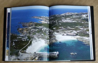 Ricardo Grobas nos invita a conocer el paraiso con su libro Islas Atlánticas de Galicia. Ricardo Grobas nos invita a conocer el paraiso con su libro Islas Atlánticas de Galicia.