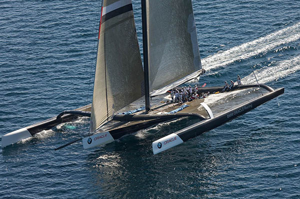 Bmw oracle racing trimaran video #5