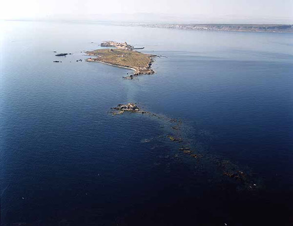 La isla de Tabarca desde el ESE La isla de Tabarca desde el ESE