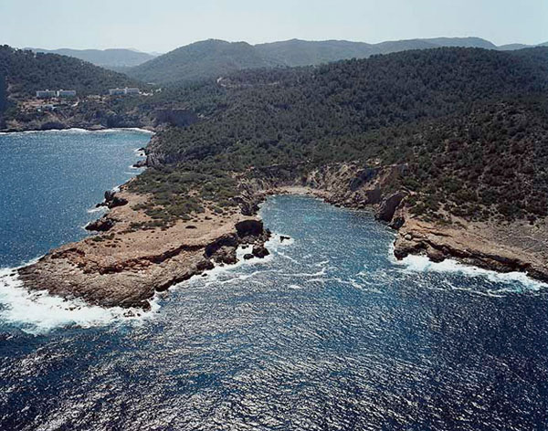 Cala d'Es Jonc desde el NE Cala d'Es Jonc desde el NE
