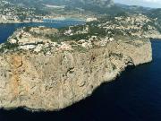 Bahía de Andratx detras de Cabo de la Mola