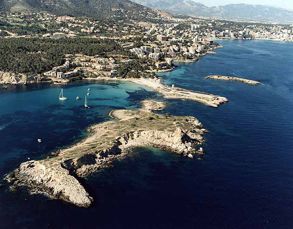 Punta e isla del Bufado, isla de la Caleta