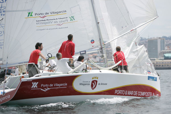 Trofeo Caixanova de Platu 25 y Catamaranes a Vela que organiza el Club Marítimo de Canido