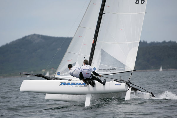 Trofeo Caixanova de Platu 25 y Catamaranes a Vela que organiza el Club Marítimo de Canido