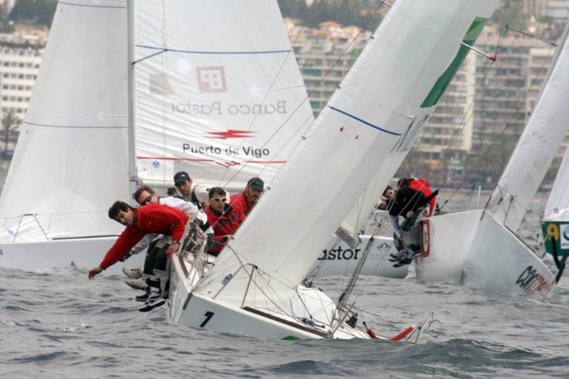 Fotos de la flota Platú 25 en Marbella Fotos de la flota Platú 25 en Marbella
