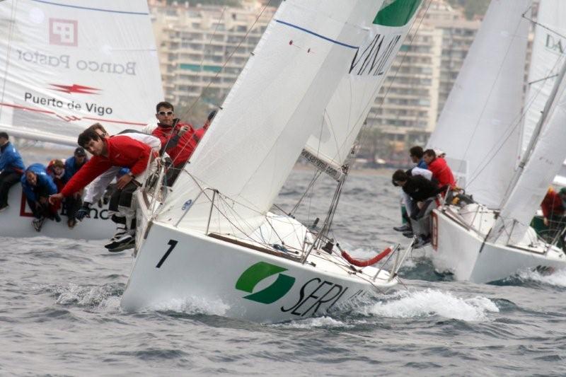 Fotos de la flota Platú 25 en Marbella Fotos de la flota Platú 25 en Marbella