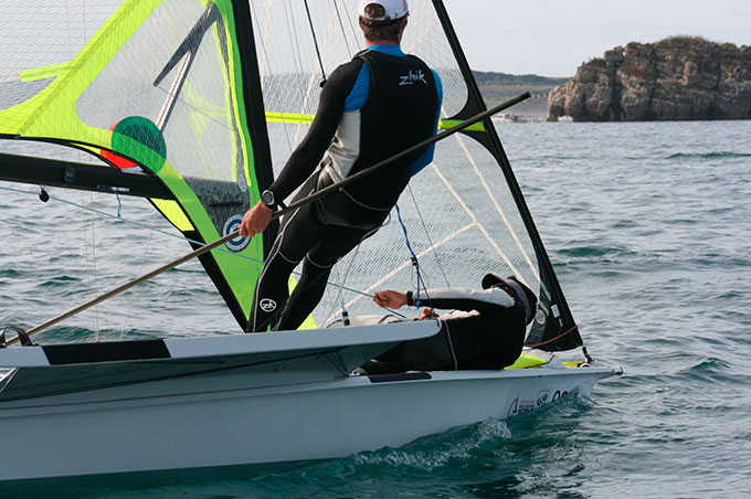 4ª Jornada Poco viento solo compiten los 49er 4ª Jornada Poco viento solo compiten los 49er
