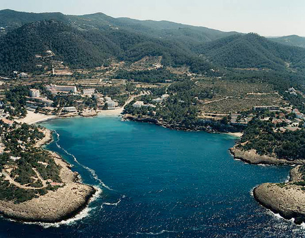 Fondo de la Cala Portinatx 