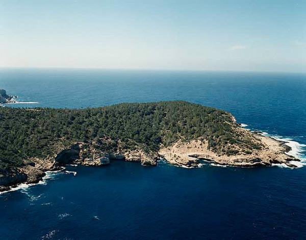 Cala Xarracas. Pta. Xarracas. W del fondeadero Cala Xarracas. Pta. Xarracas. W del fondeadero