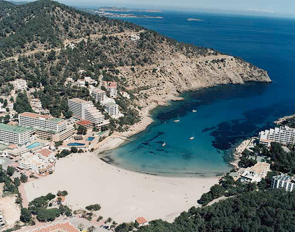 Cala Llonga