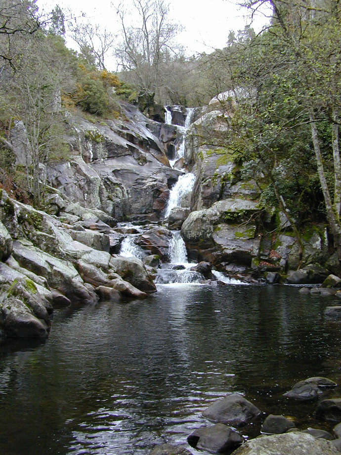 Fervenzas del Barbantiño y Camino natural del río Barbantiño