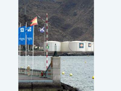 12698 Extremo Dique Dársena de Anaga. REAL CLUB NAUTICO DE TENERIFE Nº Internacional D-2822.33 12698 Extremo Dique Dársena de Anaga. REAL CLUB NAUTICO DE TENERIFE Nº Internacional D-2822.33