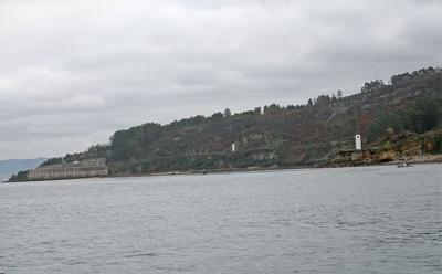 03260 03261 Enfilación al 082,5º de Punta San Martín. Ría de Ferrol 03260 03261 Enfilación al 082,5º de Punta San Martín. Ría de Ferrol
