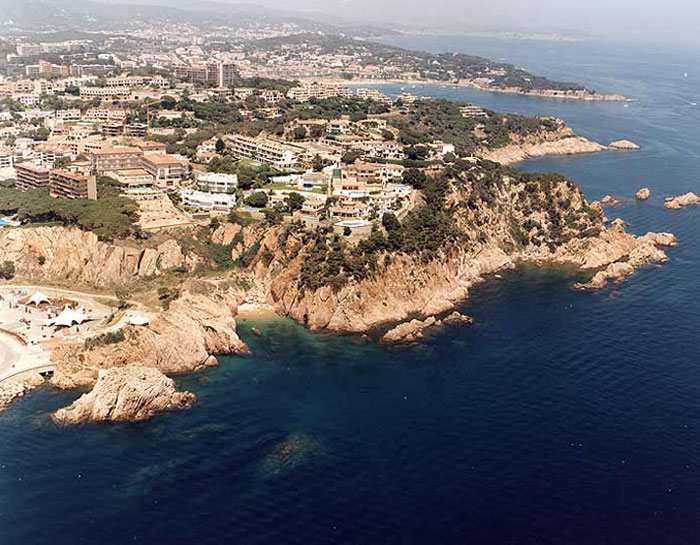 Costa orientel de la Bahía de Sant Feliu de Guixols Costa orientel de la Bahía de Sant Feliu de Guixols