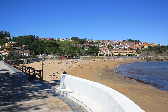 Playa de Luanco / Santa Marina