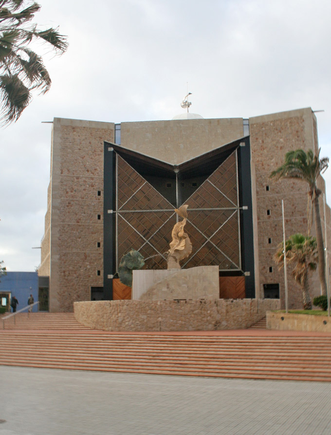 Playa de las Canteras. Auditorio Alfredo Kraus