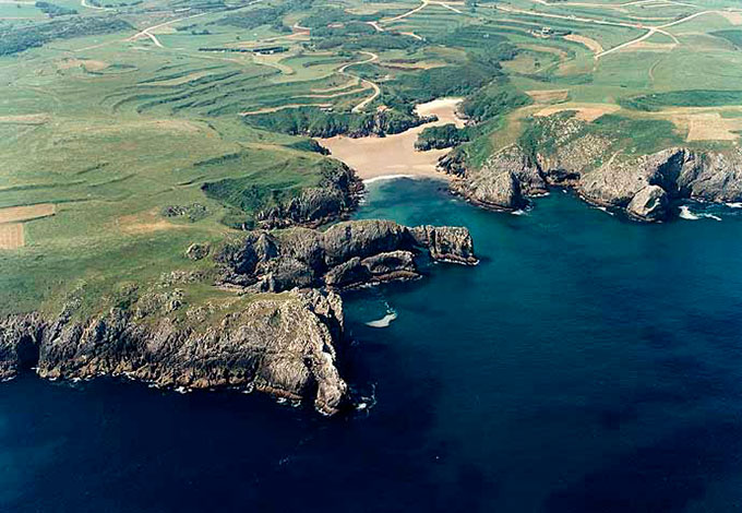 Playa de Barnejo / Berellín Val de San Vicente