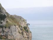 Sendero de bajada a la playa de San Julián