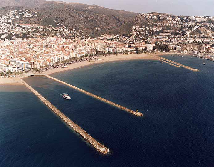 Playa de la Perola / Platja Nova (Roses)