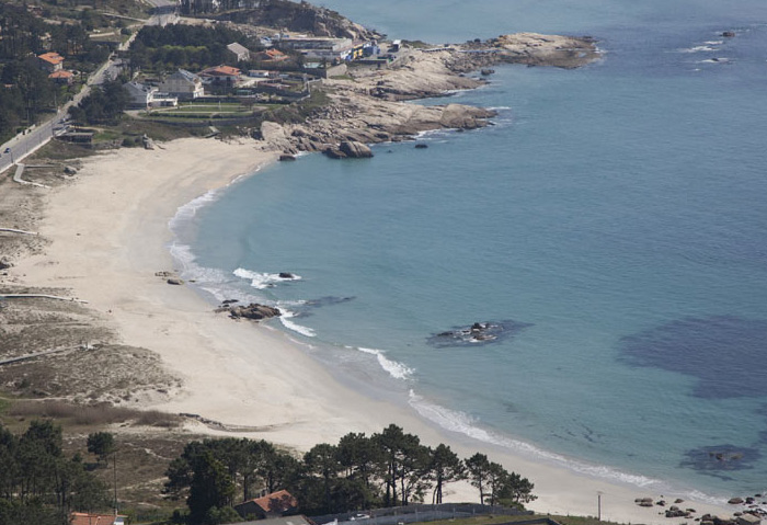 Praia de Raeiros