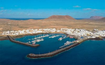 Puerto de La Graciosa. P.D. Caleta de Sebo Puerto de La Graciosa. P.D. Caleta de Sebo