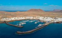 Puerto de La Graciosa. P.D. Caleta de Sebo