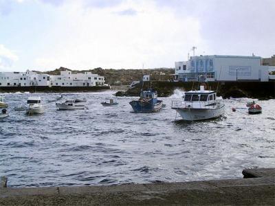 Puerto de Orzola