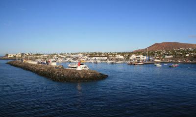 Puerto de Playa Blanca