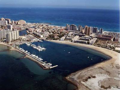 Puerto Deportivo La Isleta Puerto Deportivo La Isleta