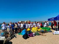 73 Voluntarios ECOMAR recogieron  en Punta Umbría 2.376 kilos de residuos