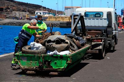 “Histórico acuerdo entre pesca artesanal y buceo recreativo responsable en la isla de  El Hierro