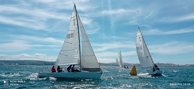 200