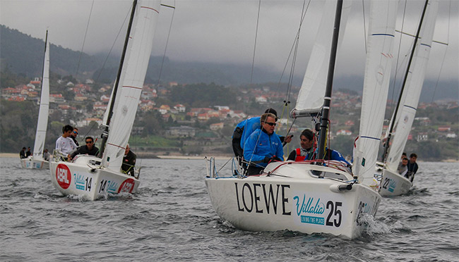 2019-03-09-EL-VALENCIANO-LOEWE-Y-EL-ORENSANO-ABRIL-ROJO-(Foto-Pedro-Seoane)