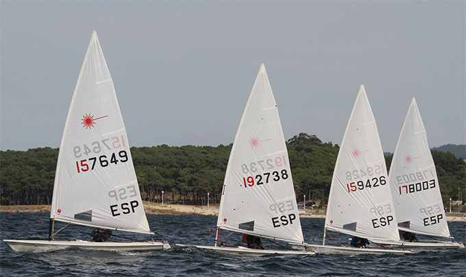 A-barlovento-el-pontevedrés-Rafael-Campelo-(oro-en-láser-estandar)