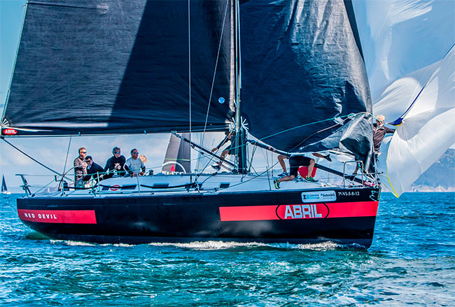 El-Aceites-Abril-en-regata---Foto-©-Rosana-Calvo