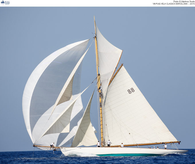 Moonbeam III en la regata Puig