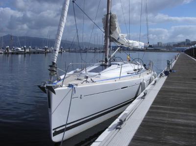 Marina Davila Sport bota la 1ª unidad de First 45 vendida en Galicia Marina Davila Sport bota la 1ª unidad de First 45 vendida en Galicia