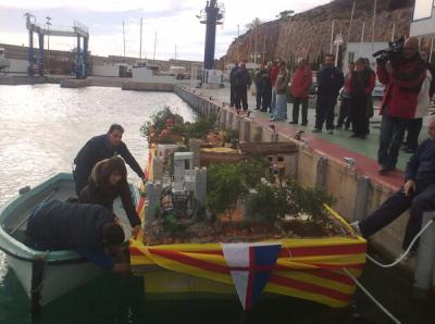 El CN Oropesa elabora un Belén flotante marino para celebrar la Navidad del 2009 El CN Oropesa elabora un Belén flotante marino para celebrar la Navidad del 2009