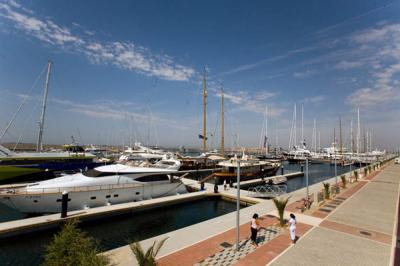 Valencia Yacht Base (VYB) se erige como una de las dársenas de invernaje más modernas del Sur de Europa. 