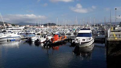 El Rodeira trabaja para la reducción de emisiones en el puerto de Cangas El Rodeira trabaja para la reducción de emisiones en el puerto de Cangas