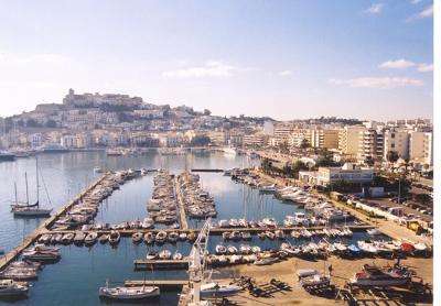 La Asociación de Clubes Náuticos de Baleares se solidariza con el Náutico de Ibiza y piden soluciones efectivas para proteger la náutica social