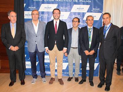Llorca defiende la renovación de las concesiones de los clubes a través de la Ley de Puertos Llorca defiende la renovación de las concesiones de los clubes a través de la Ley de Puertos