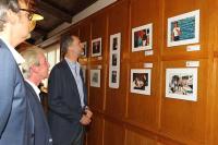 Su Majestad el Rey inaugura en Baiona la exposición del 50 aniversario del Monte Real Club de Yates 