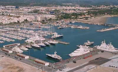 Vilanova Grand Marina – Barcelona pone en marcha la primera fase del área técnica Vilanova Grand Marina – Barcelona pone en marcha la primera fase del área técnica