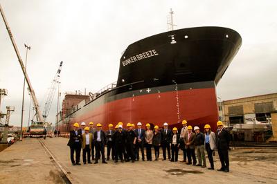 Astilleros Zamakona bota el buque de suministro Bunker Breeze para Grupo Suardiaz Astilleros Zamakona bota el buque de suministro Bunker Breeze para Grupo Suardiaz