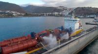  El buque Mencey, de Petrogás, participa en un ejercicio de la Armada en La Gomera 