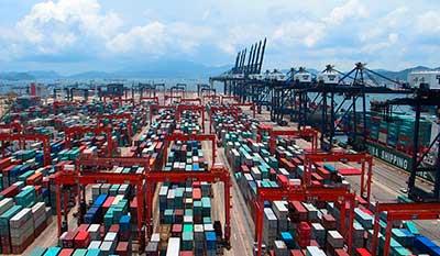 El puerto de Algeciras se mantuvo en 2014 como líder del Mediterráneo en tráfico de contenedores El puerto de Algeciras se mantuvo en 2014 como líder del Mediterráneo en tráfico de contenedores